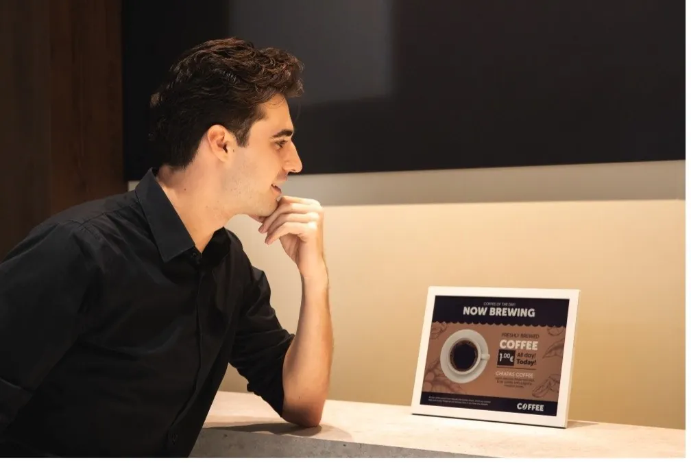 Samsung tõi turule 13-tollise värvilise e-paberekraani, mille korpus on valmistatud fütoplanktonist